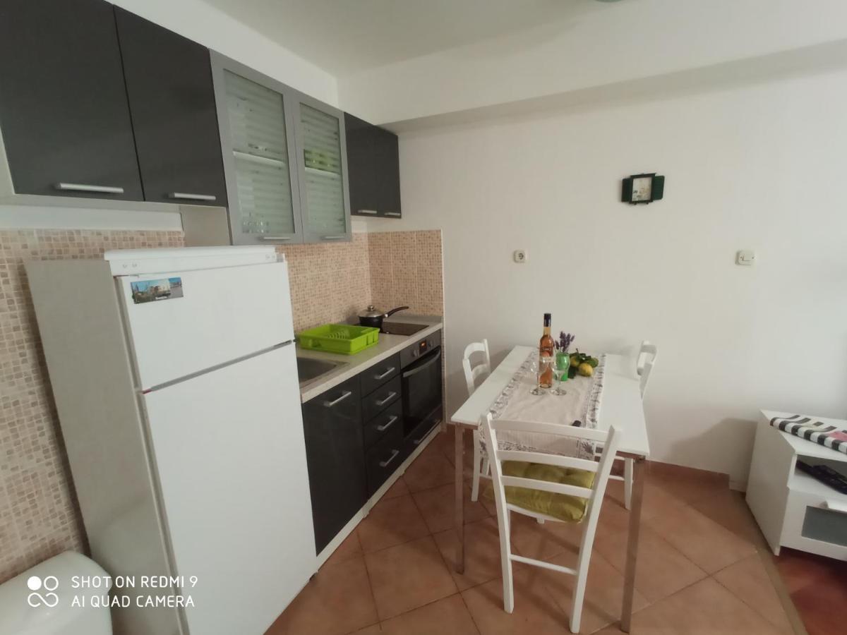 Studios Ana Mari Komiža Kültér fotó